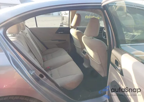 2017 Honda Accord Hybrid z USA, uszkodzony, nr VIN JHMCR6F3XHC001026